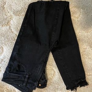 AE size 4 high waisted soft ripped jegging